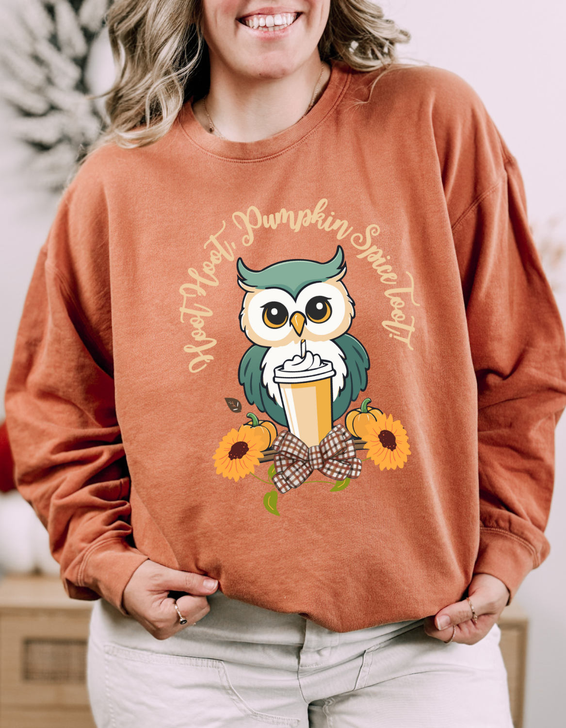 Cozy Fall Sweatshirt Featuring Adorable Owl