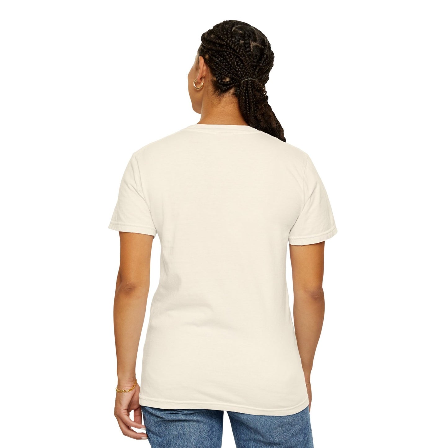 Comfy Fall Tee Featuring Smart Owl