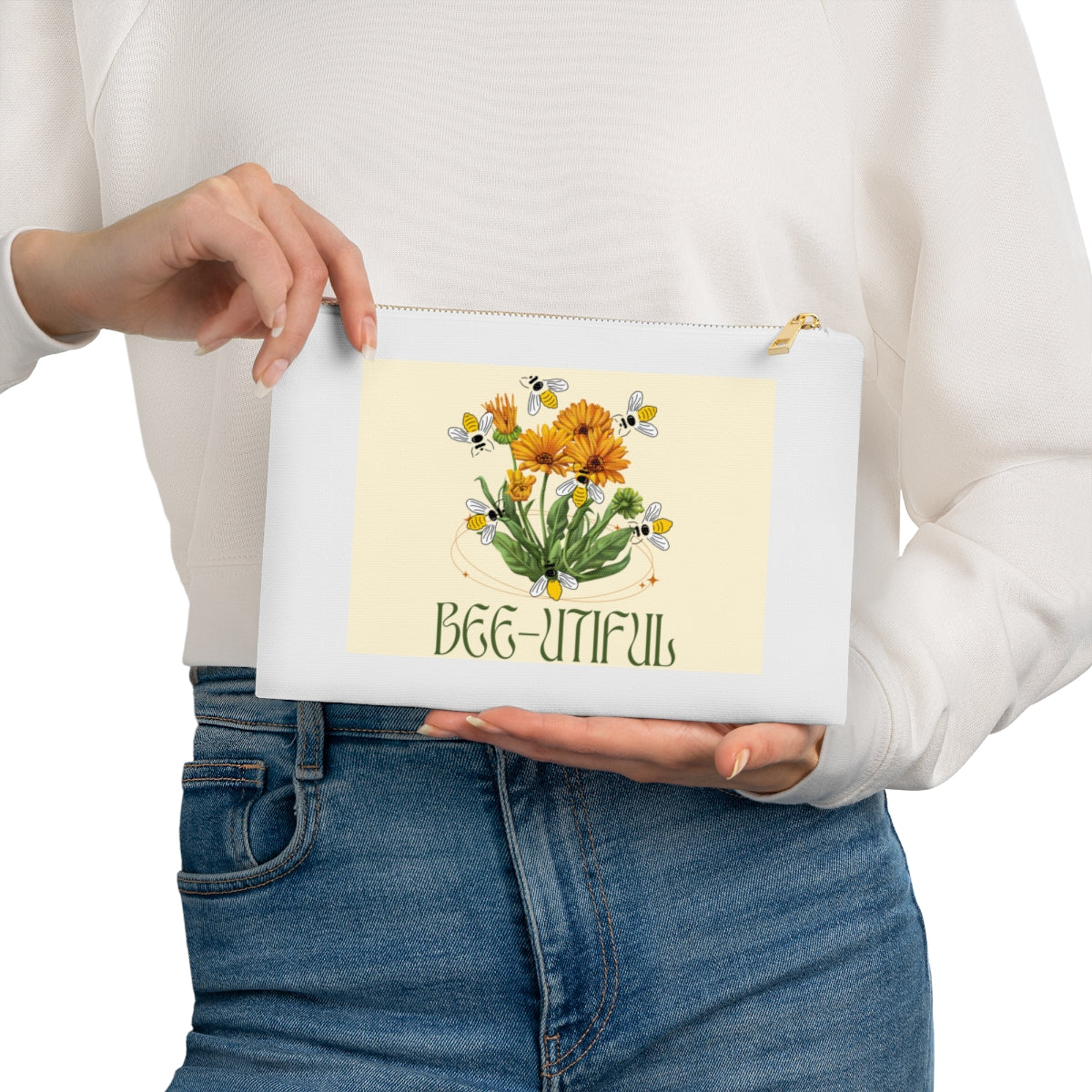 Indulge in a bit of natural elegance with our high-quality cosmetic clutch bag. Featuring a vibrant design of sunflowers surrounded by buzzing honey bees, this chic and durable clutch is ideal for organizing your essentials while infusing a cheerful, nature-inspired vibe into your everyday life.