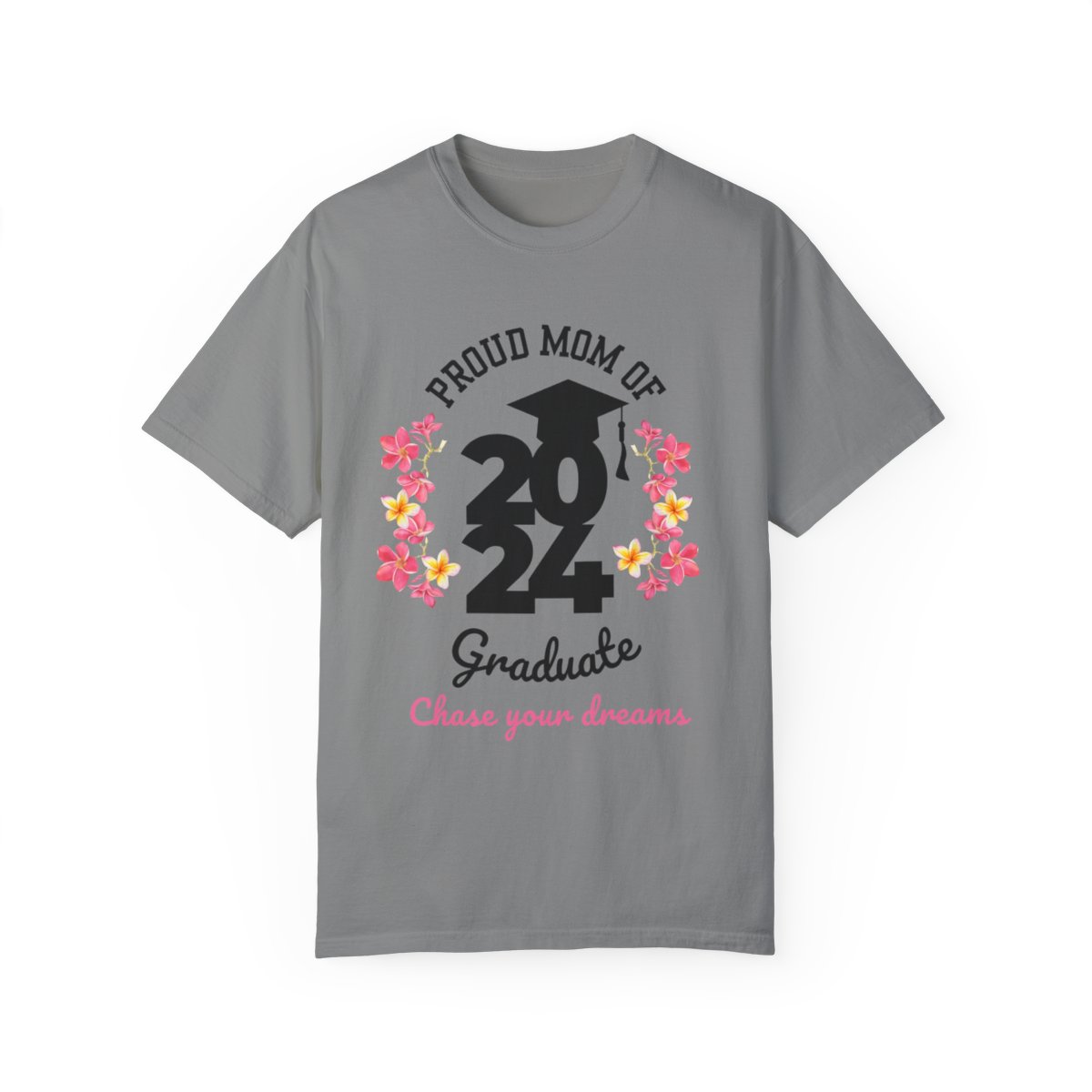 2024 Graduate Proud Mom Comfy T-shirt with Dark Letters