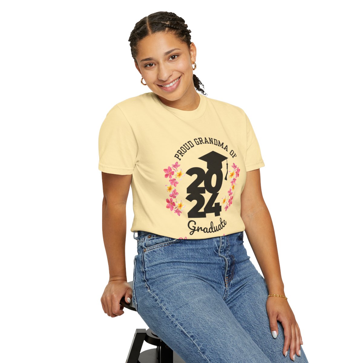 2024 Graduate Proud Grandma Comfy T-shirt