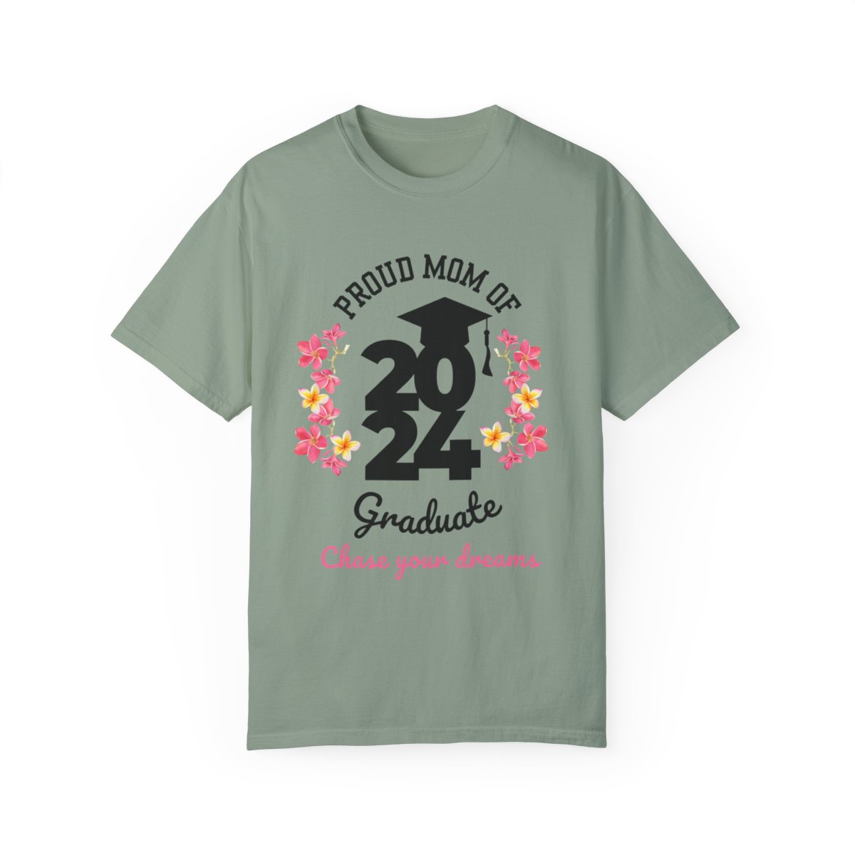 2024 Graduate Proud Mom Comfy T-shirt with Dark Letters