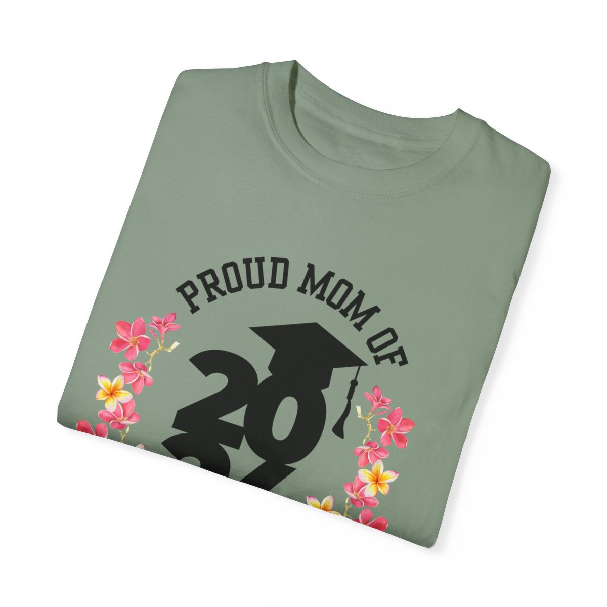 2024 Graduate Proud Mom Comfy T-shirt with Dark Letters
