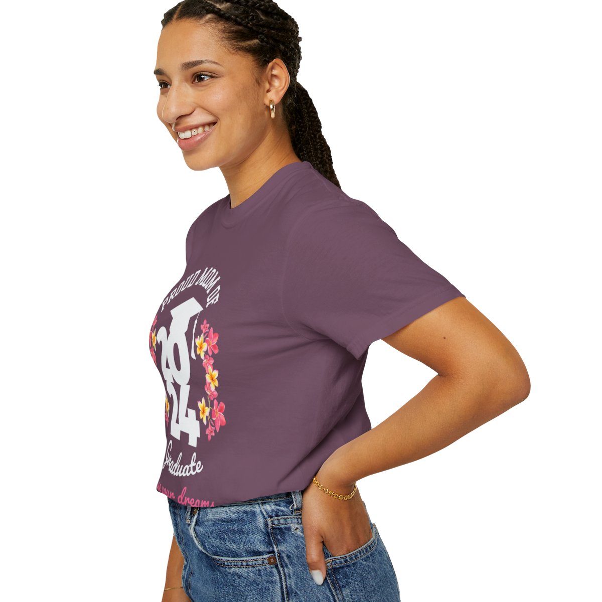 2024 Graduate Proud Mom Comfy T-shirt with Light Letters