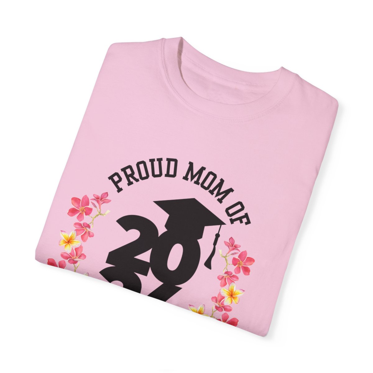 2024 Graduate Proud Mom Comfy T-shirt with Dark Letters
