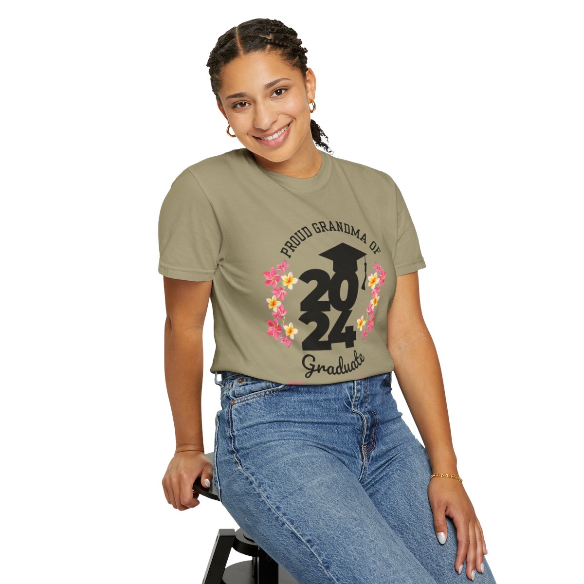 2024 Graduate Proud Grandma Comfy T-shirt