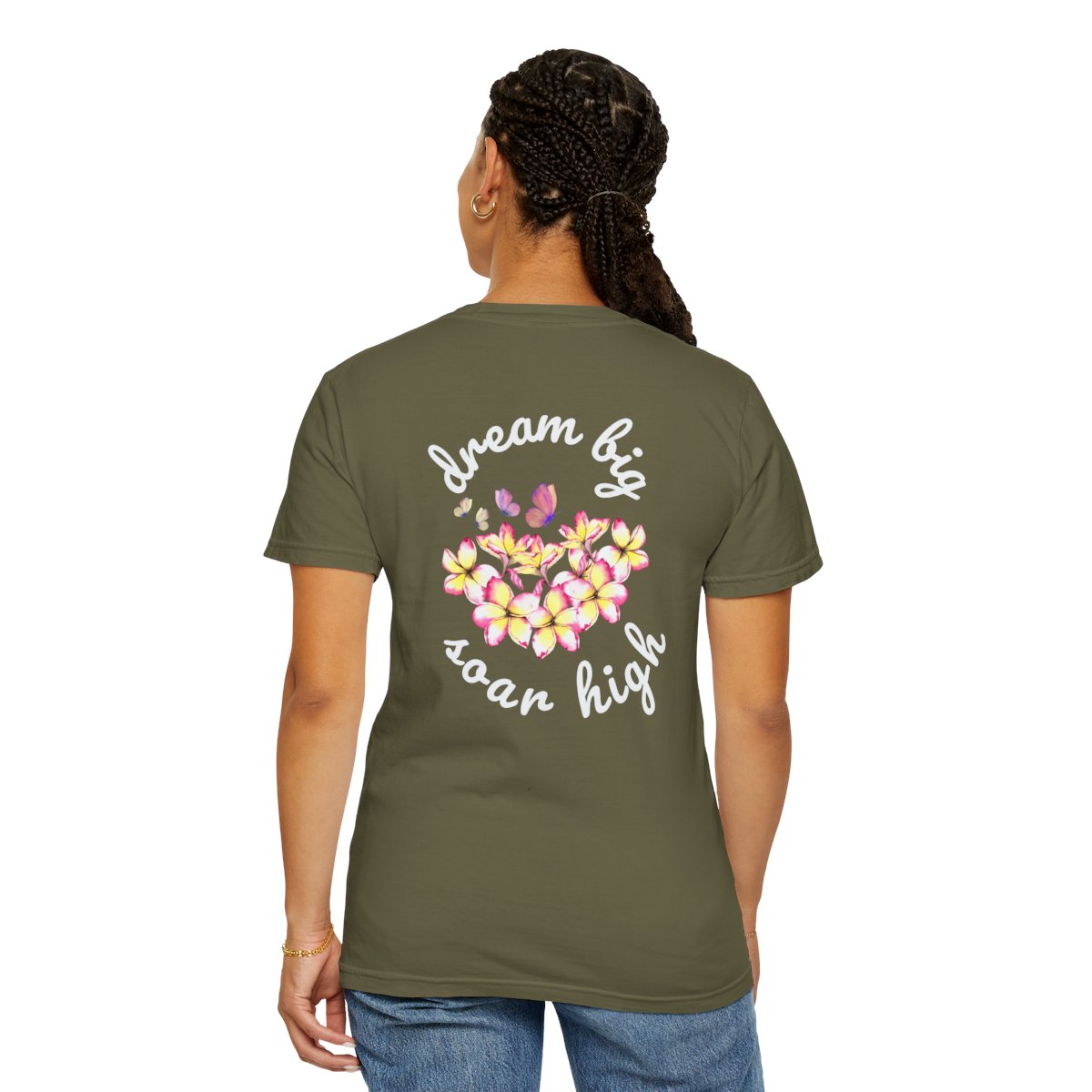 2024 Graduate Proud Mom Comfy T-shirt with Light Letters