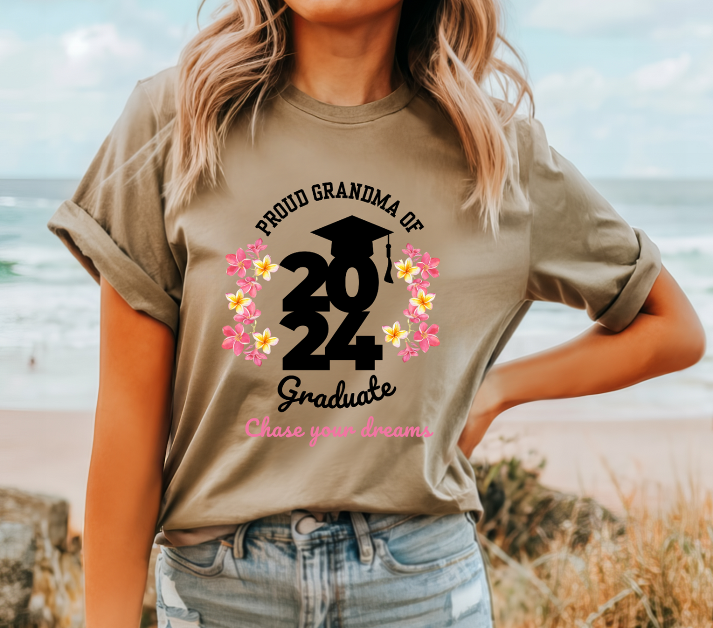2024 Graduate Proud Grandma Comfy T-shirt
